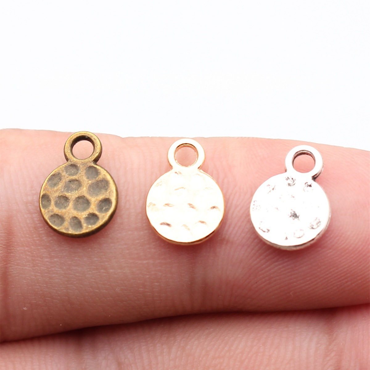 Vintage Fashion Online - WYSIWYG 40 piezas 11x8mm 3 colores: