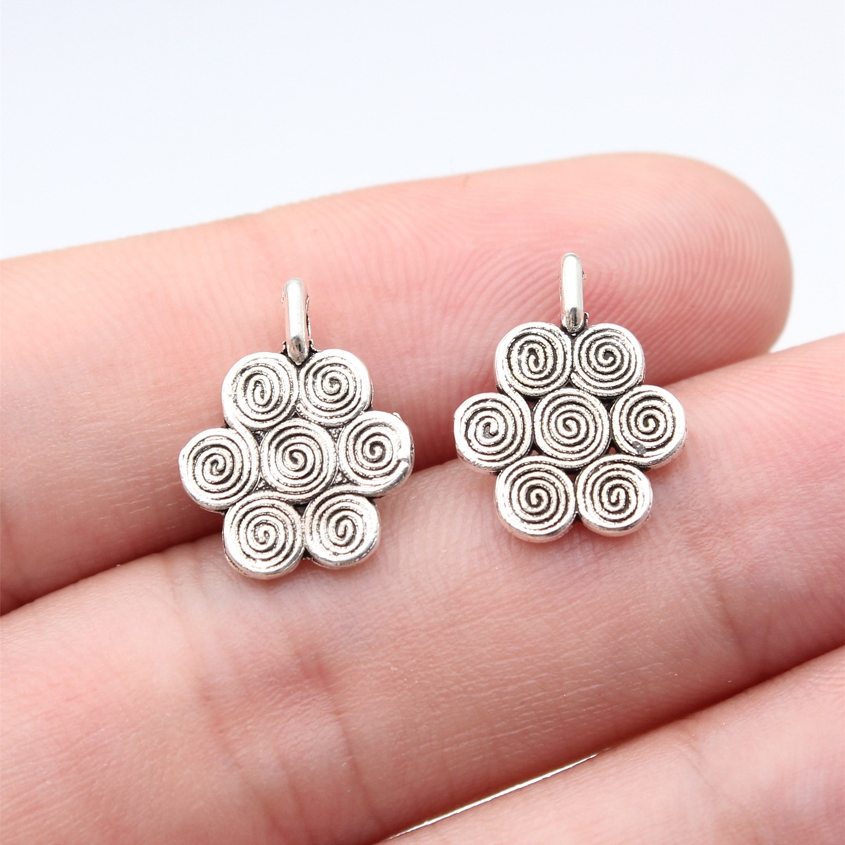 40 piezas de dijes de flores e - Vintage Fashion Online reseña y precio